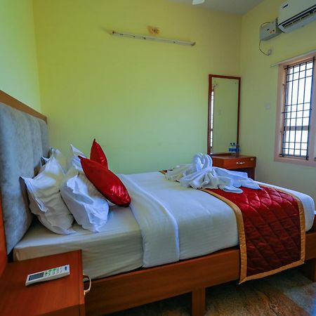 Hotel Bluemoon Tirunelveli Exterior photo