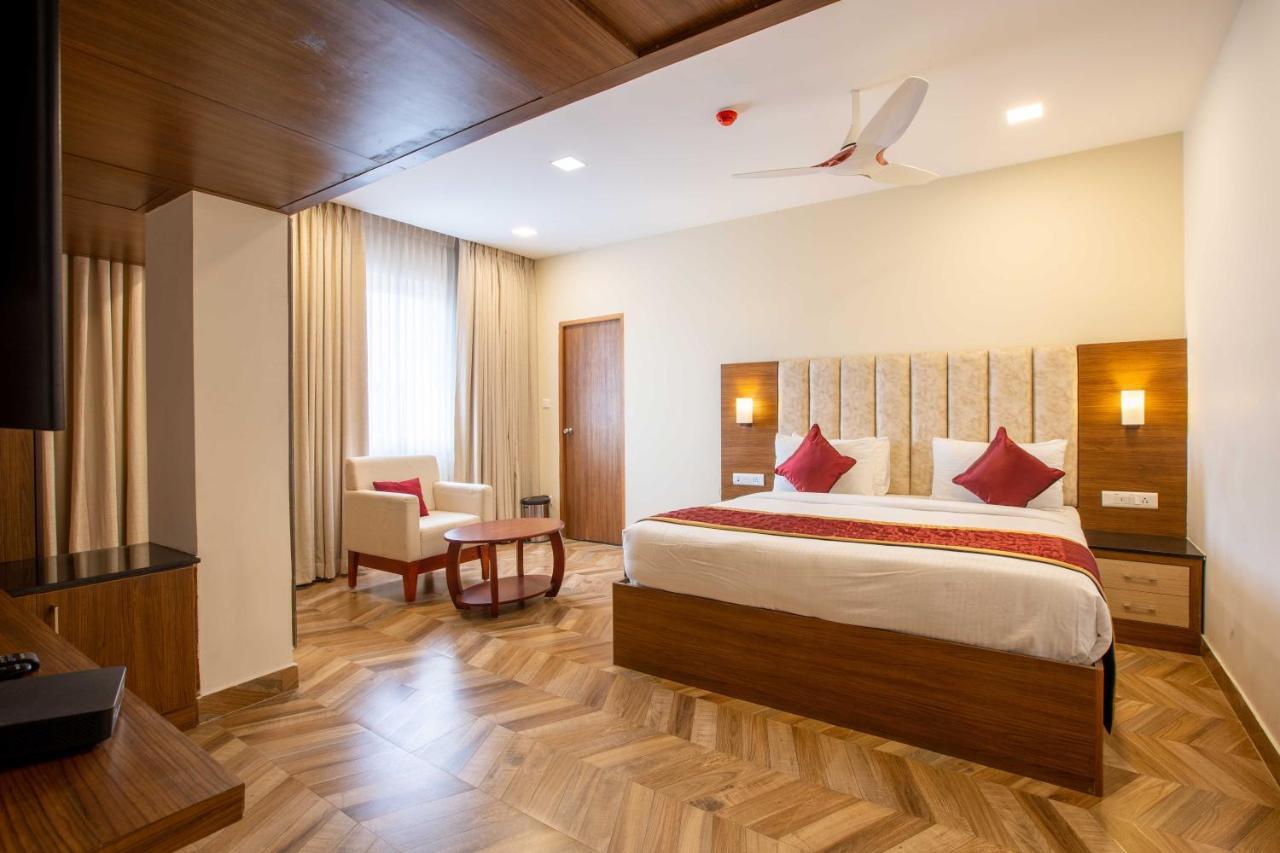 Hotel Bluemoon Tirunelveli Exterior photo