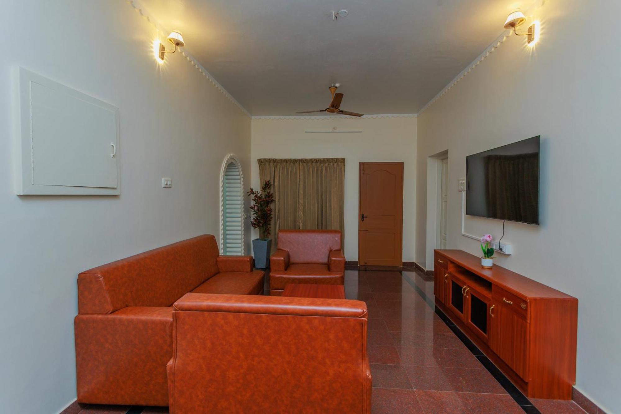 Hotel Bluemoon Tirunelveli Exterior photo